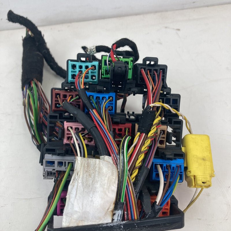 2001-2005 Volkswagen Passat Footwell Junction Wiring Harness OEM #5528M