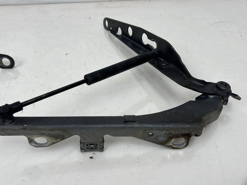 2004-2007 Volvo S60R V70R Engine Bonnet Hood Hinge Pair Gray 9154605 OEM #5736EM