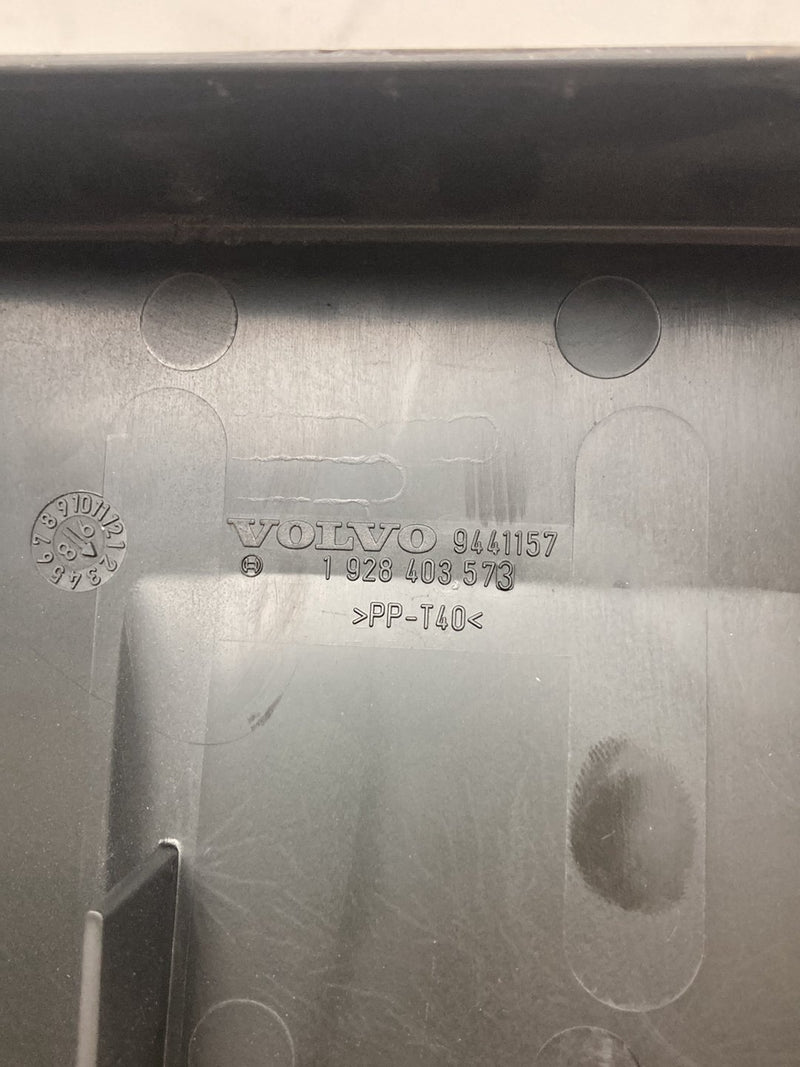1998-2000 Volvo V70 P80 - ECU Computer Cover 9441157 #5213M