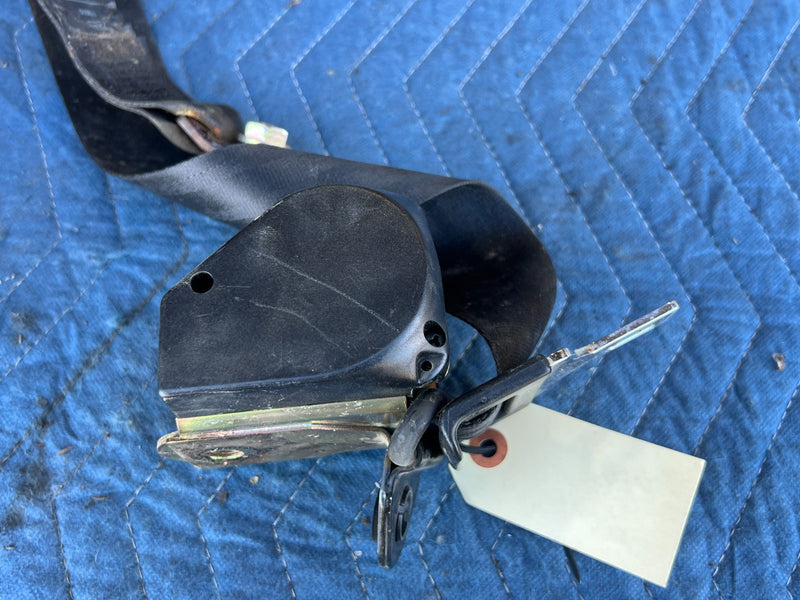 1986-1993 Volvo 240 244 *Sedan* Rear Seat Belt Retractor & Buckle Set OE #4368EM