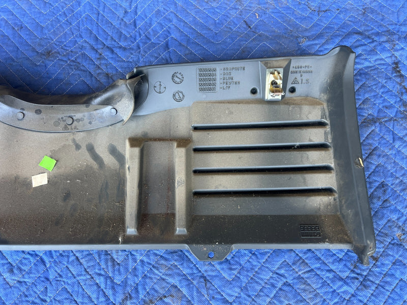1999-2002 Chevy Silverado GM Left Dash Lower Knee Bolster Trim Panel OEM #1833CN