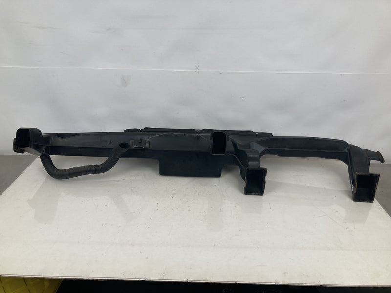 1995-1998 Chevrolet Silverado 2500 GMT400 Dash Duct 15025627 OEM