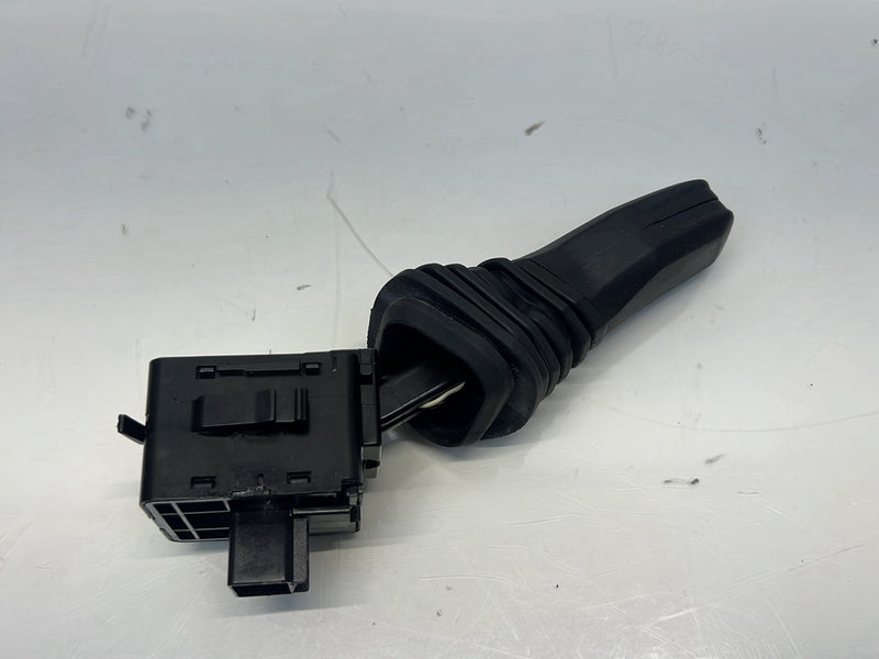 2012 Chevrolet Captiva Sport - Wiper Stalk PN: 202005410