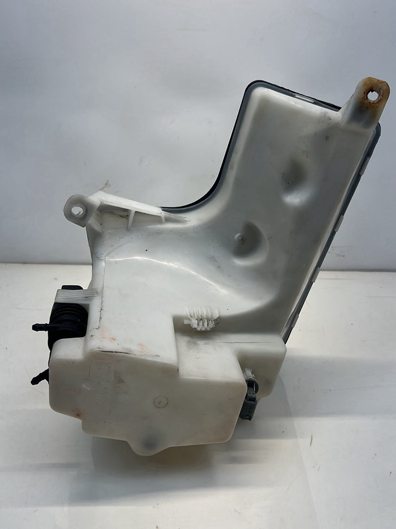 2006 BMW X5 E53 - Windshield Washer Reservoir PN: 61678252738