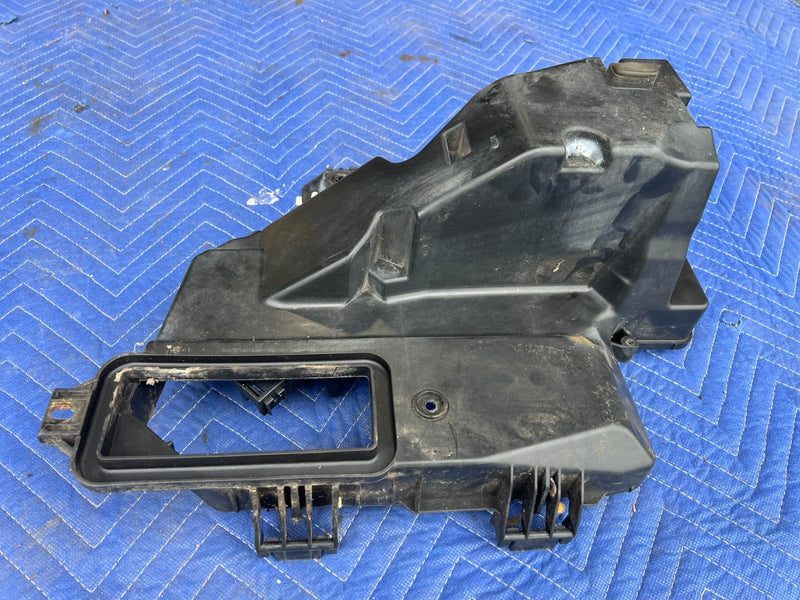 2005-2011 Audi A6 Front Engine Control Fuse Box Housing Cover OEM #3401EM