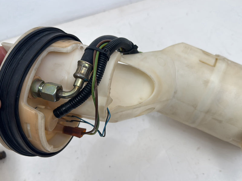 1996-2003 Audi S8 D2 Fuel Pump 4D0298087B/D24D0298133C/4D0906091C/405052002001Z OEM