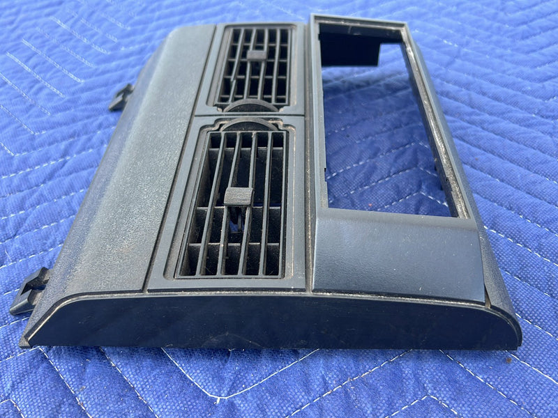 Chevrolet Silverado - Dash Vent PN: 2006REV