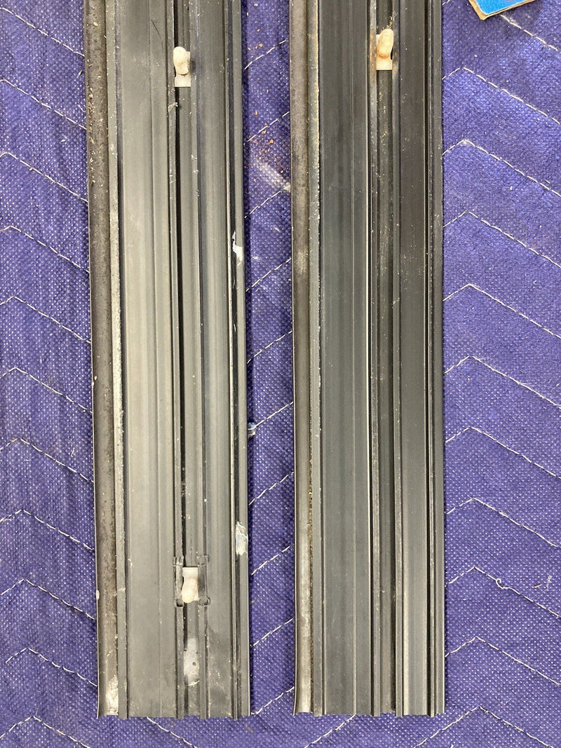 1984-1991 BMW 318i 325i E30 Sill Plate Trim Step Door Pair Guard OEM #2515M