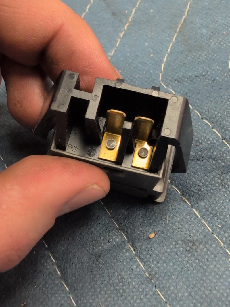1988-1994 Chevrolet C/K 1500 Cargo Lamp Light Control Switch OEM #6395EM