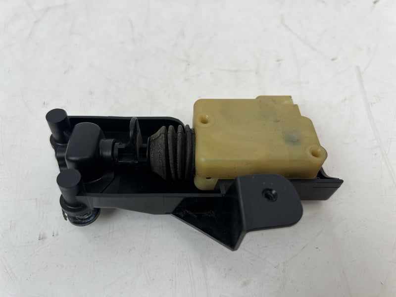 1998-2000 Volvo S70 V70 XC Fuel Door Lock Actuator Release 9152856 OEM #6807EM