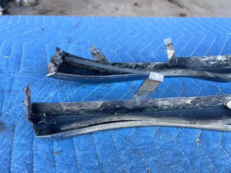 2002-2005 BMW 330xi 325xi E46 Right Left Headlight Molding Trim Blue OEM #4772EM