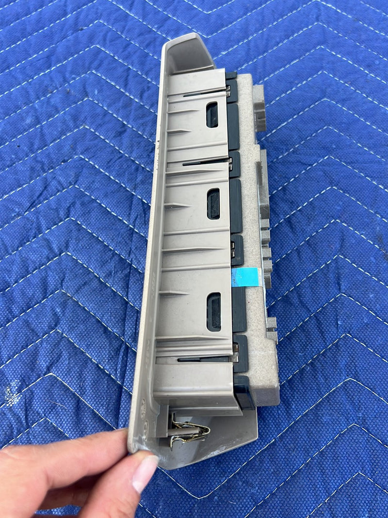 Chevrolet Silverado - Power Window Switch PN: 21997591 852874