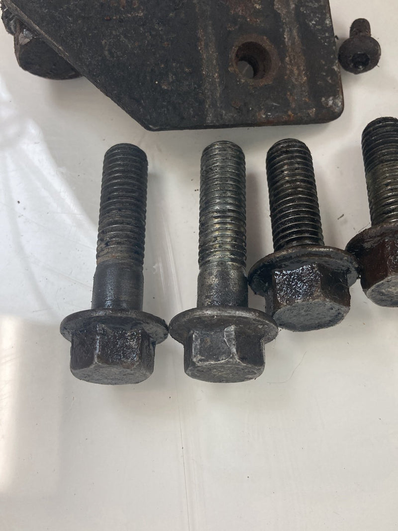 1992 Volvo 940 944 - Bell Housing Hardware
