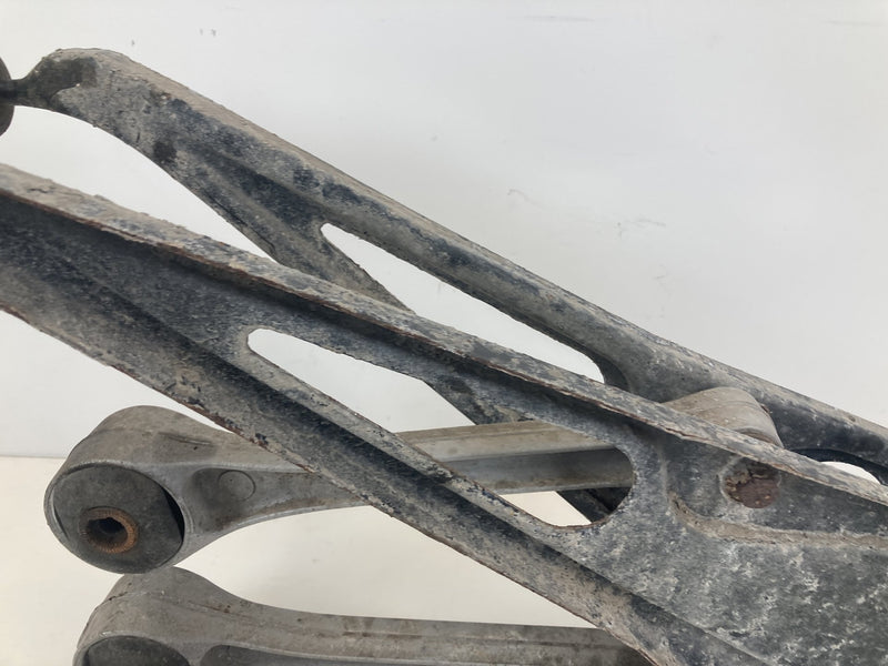 1992 Volvo 940 944 - Axle PN: 1229870 1229871