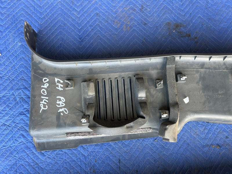1999-2002 Chevy Silverado GM 1500 2500 B Pillar Trim Gray OEM #1839CN