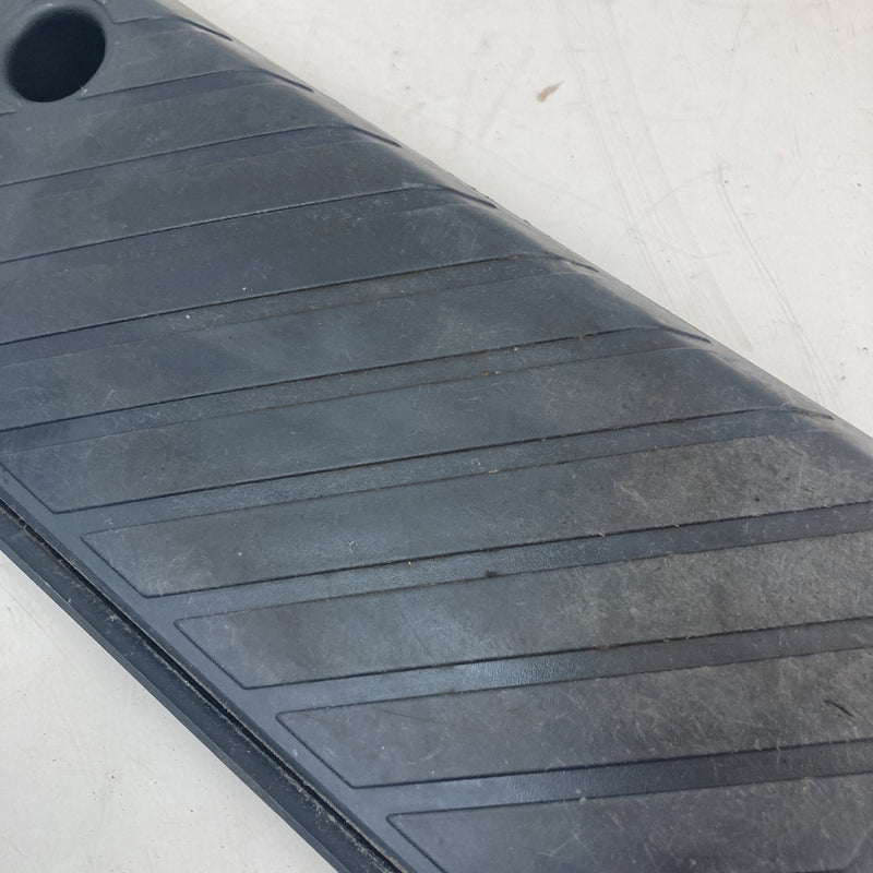 2001-2005 Volkswagen Passat Dead Pedal Foot Rest 3B1 864 777 OEM #5546M