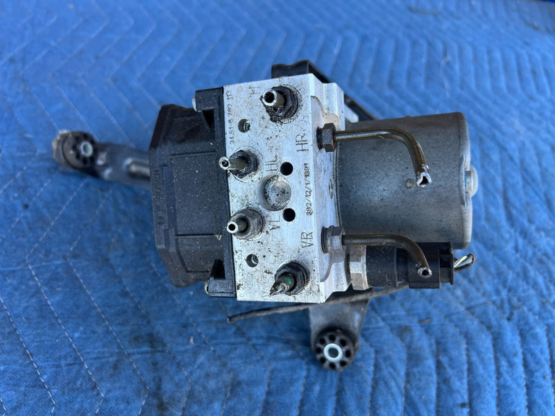 2000-2005 BMW 330xi 325xi E46 AWD ABS Anti Lock Brake Pump Module OEM #4820EM