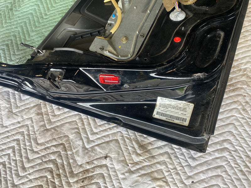 98-00 Volvo V70 V70R XC Driver LH Front Door Assembly Black Sapphire OEM #1423E