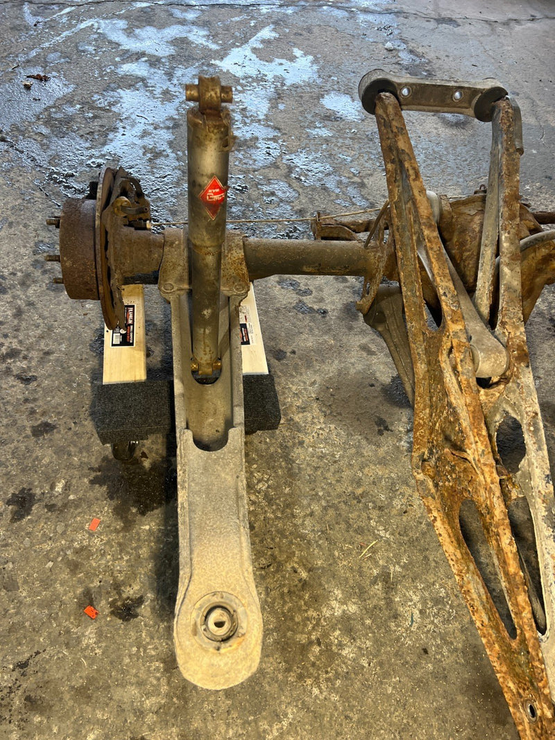 1992-1995 Volvo 940 740 Complete Rear Axle Differential Assembly OEM #3300EM