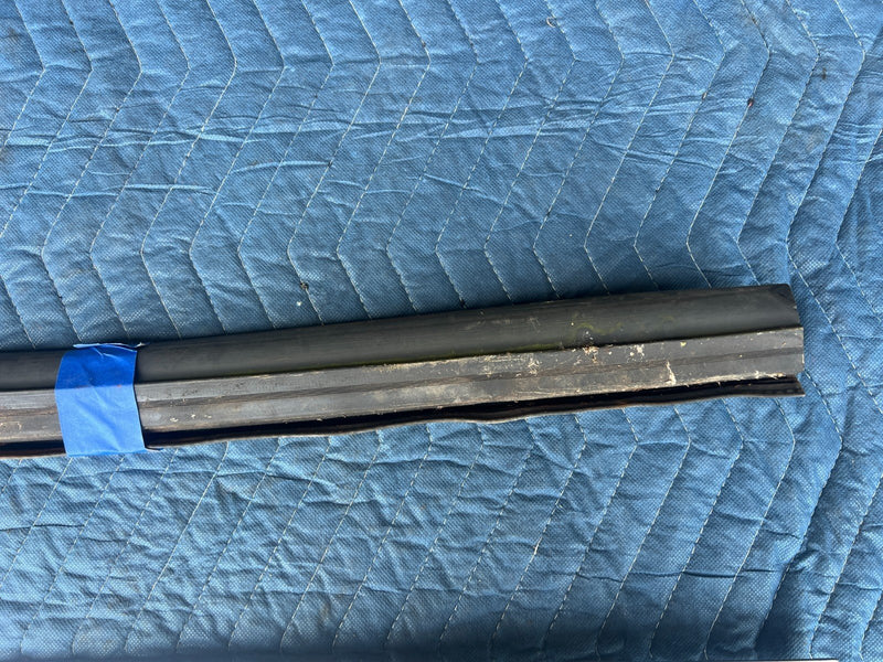 1986-1993 Volvo 240 244 245 Hood to Cowl Weatherstripping Gasket Seal OE #4086EM