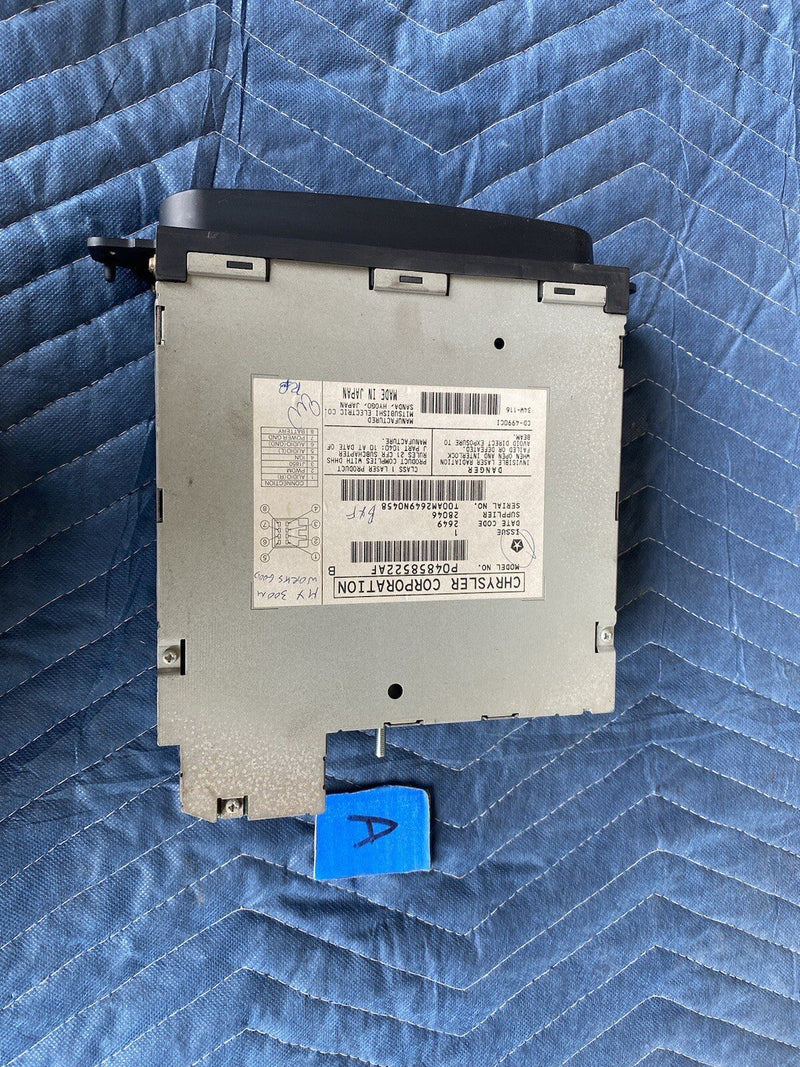 2001-2004 Chrysler 300M 4 Disc CD Auto Changer Player P04858522AF OEM #8MC
