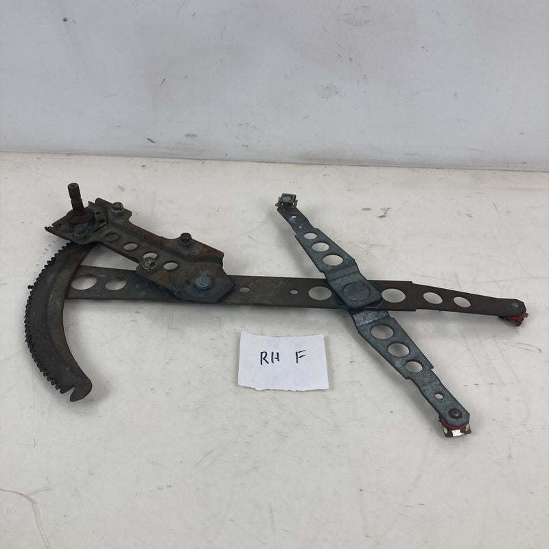 1981-1985 Volvo 240 245 Right Front Manual Window Regulator 1211577 OEM