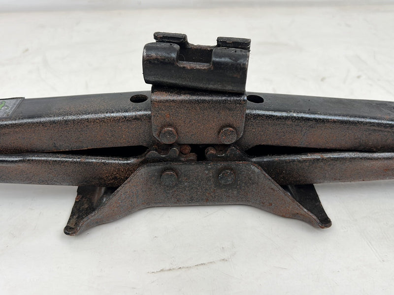 1993-1997 Volvo 850 Emergency Spare Tire Change Scissor Jack OEM