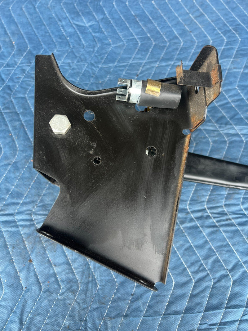 1986-1993 Volvo 240 244 245 Brake Pedal Lever Assembly w/ Switch OEM #4121EM