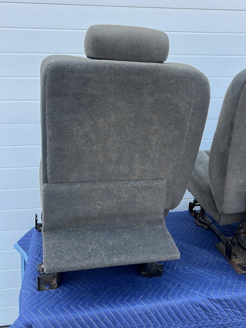 2003-2007 Chevy Silverado GMC Sierra Split Bench Rear Seat Gray Cloth OE #5509EM