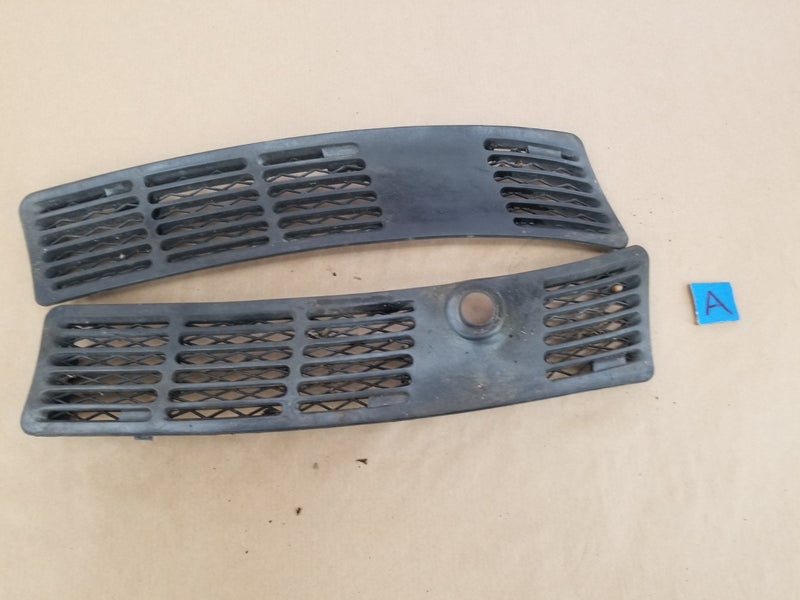 1984-93 BMW E30 318i 325i Left & Right Windshield Cowl Grille Trim Pair OE#463CN