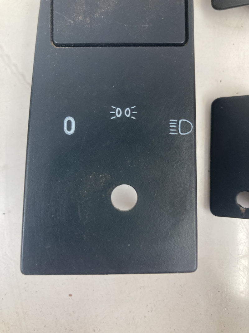 1981-1985 Volvo 240 245 Headlight Switch Bezel 1308859 OEM