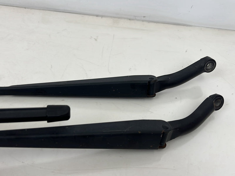 2004-2007 Volvo S60R V70R Front Left & Right Windshield Wiper Arm Pair OEM #5820EM