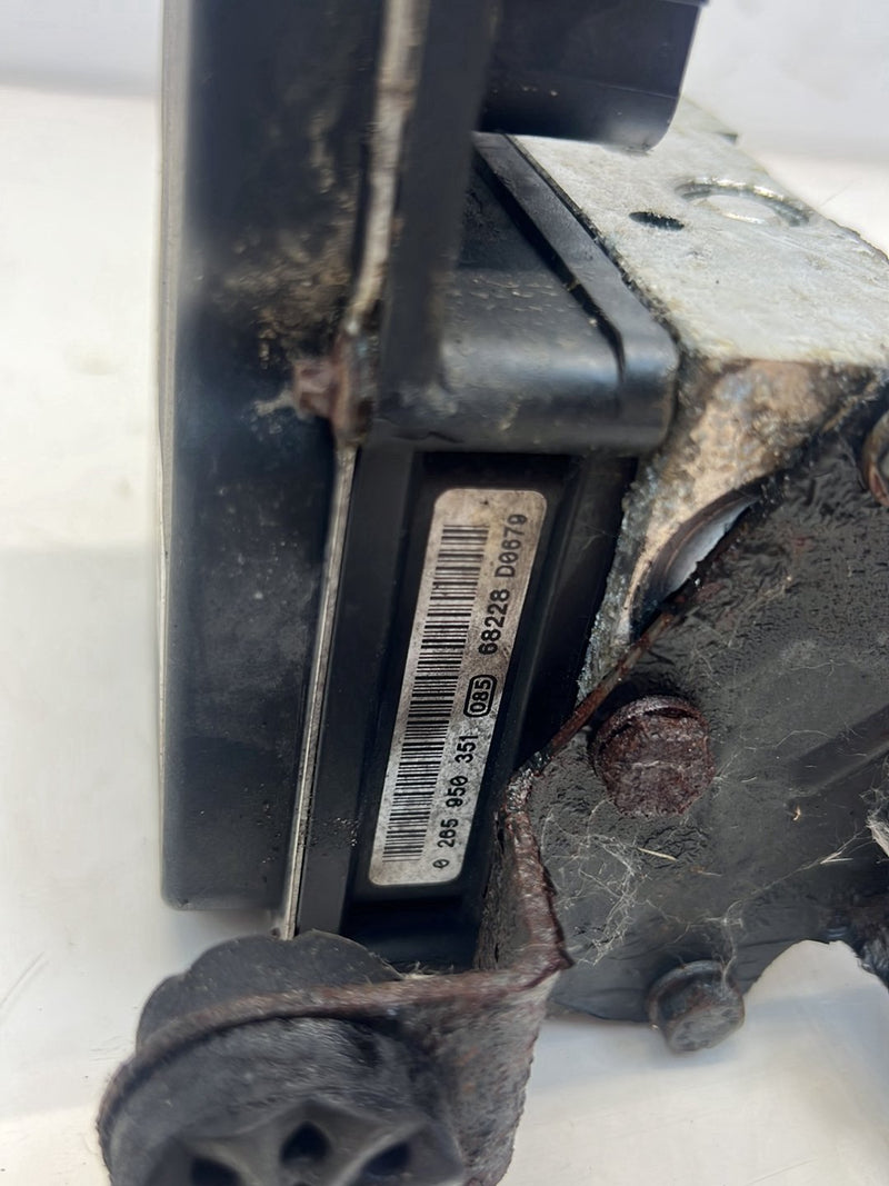 2006 BMW X5 E53 - ABS Brake Module PN: 34516773012