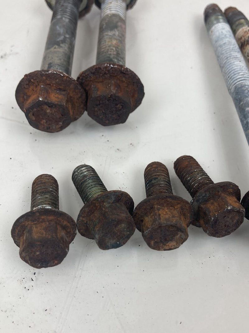 1992 Volvo 940 944 - Subframe Hardware