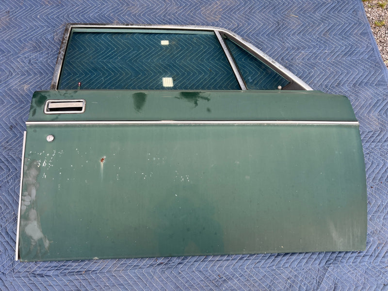 1967-1974 Volvo 140 142 Coupe Front Passenger Right Door Panel Green OEM #4856EM