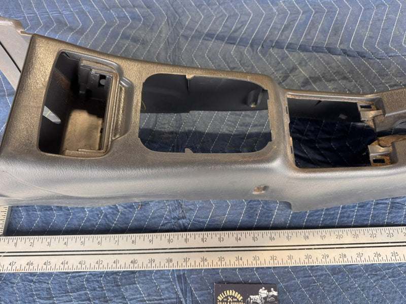 1998-2000 Toyota RAV4 Center Console Base Assembly 58811 42010 OEM #2305CN