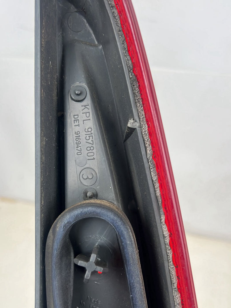 1998-2000 Volvo V70 S70 Upper Lower Tail Light Lamp Assembly Full Set OEM