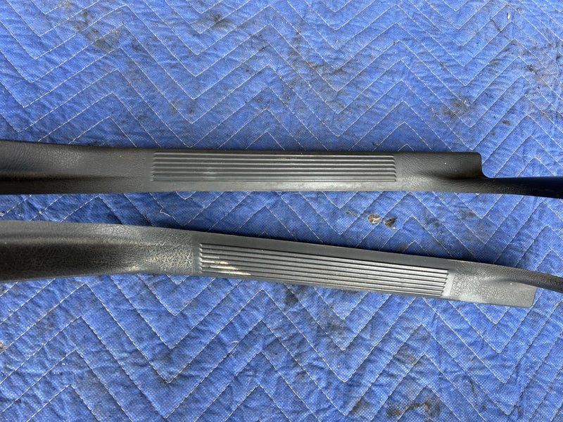 1993-1997 Volvo 850 850R Door Sill Scuff Panel Trim Set Of 4 Charcoal OEM #4442E