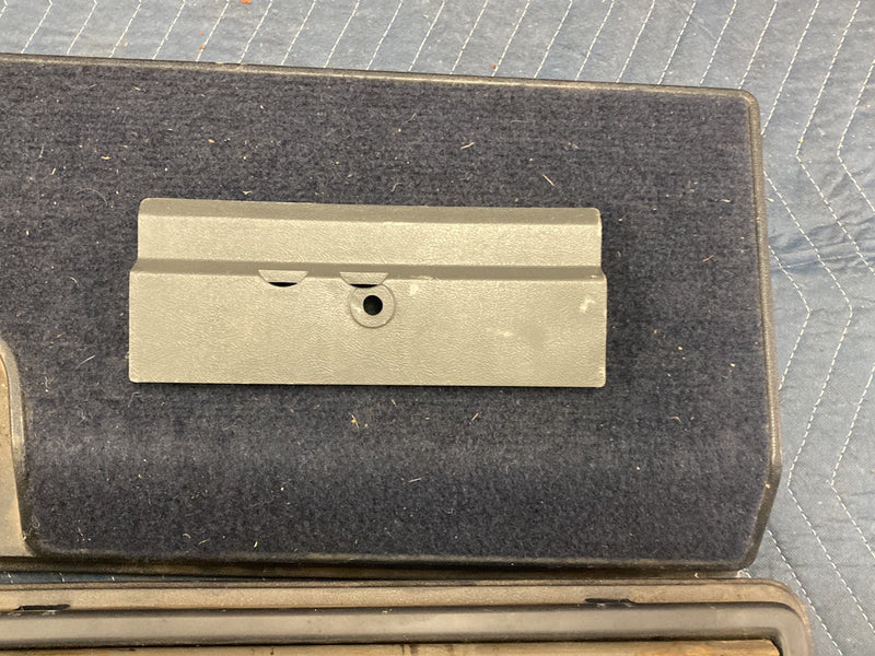 46982800