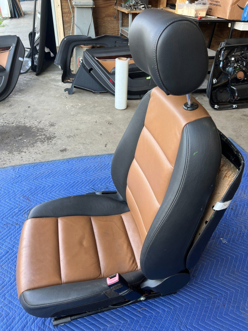 2005-2011 Audi A6 Front Passenger Seat Two Tone Amaretto + Black OEM #28ZJ