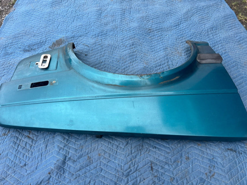 1985-1992 Volkswagen VW Golf Front Passenger Right Fender Green OEM