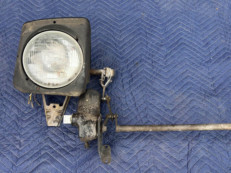 1983-1985 Porsche 944 Left Right Headlight Lamp Pair w/ Linkage Black OE #5722EM