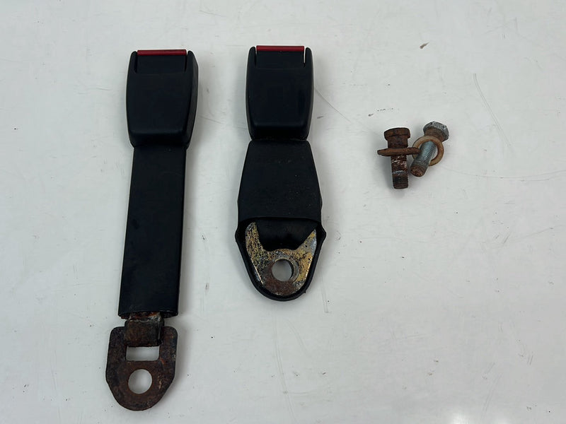 1983-1985 Porsche 944 Front Left + Right Seat Belt Buckle Pair OEM #5646EM