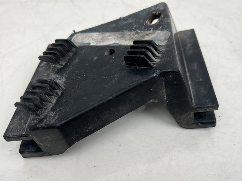 1996-2003 Audi S8 D2 A8 Rear Left & Right Bumper Mount Bracket Pair OEM #6562EM