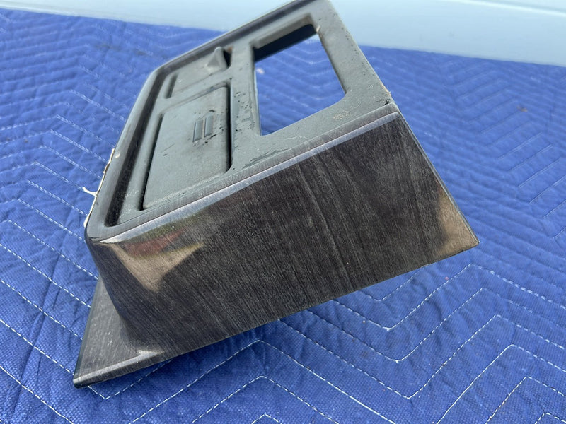 Chevrolet Silverado - Center Console Trim PN: 15179653 46786
