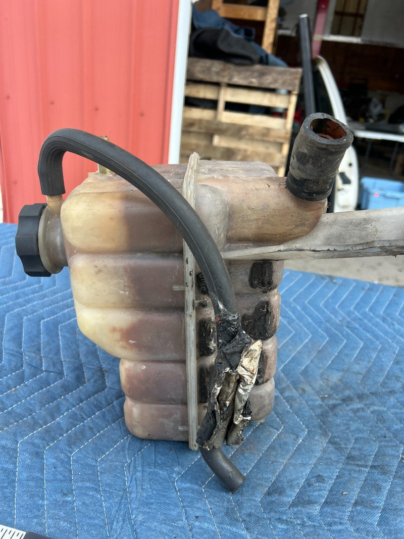 1999-2002 Chevy Silverado GM Coolant Overflow Reservoir Tank Jug OEM #1849CN