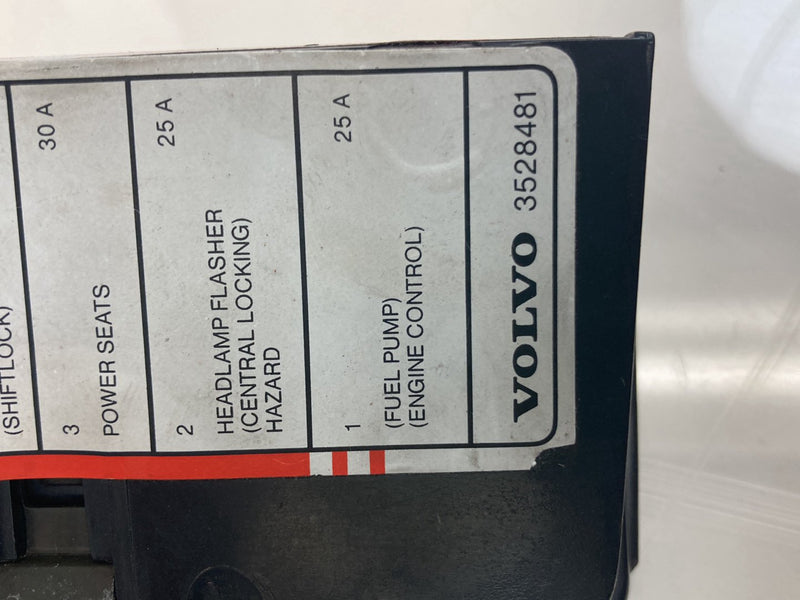 1992 Volvo 940 944 - Fuse Box Cover PN: 3528481