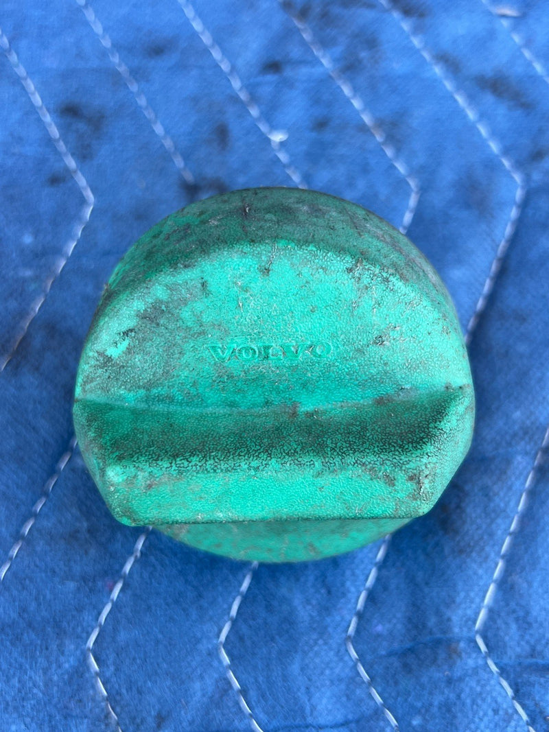 1986-1993 Volvo 240 244 245 Fuel Tank Gas Cap Green OEM #4165EM