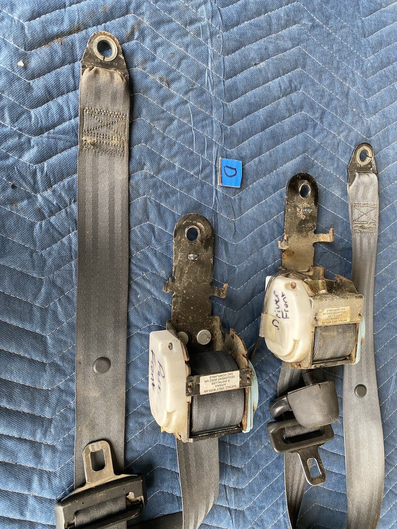 2001-04 Chrysler 300M OEM Driver Passenger Front Seatbelts Retractor Pair #25MC