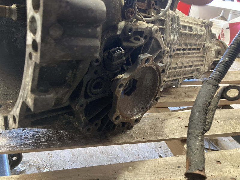 2001-2005 VW Volkswagen Passat Manual Transmission 01A 4Motion AWD OEM #5566M